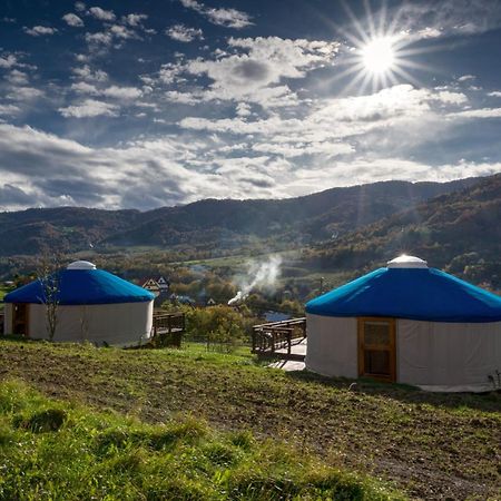 Gorski Glamping - Caloroczne Jurty Z Widokiem Tylmanowa 外观 照片